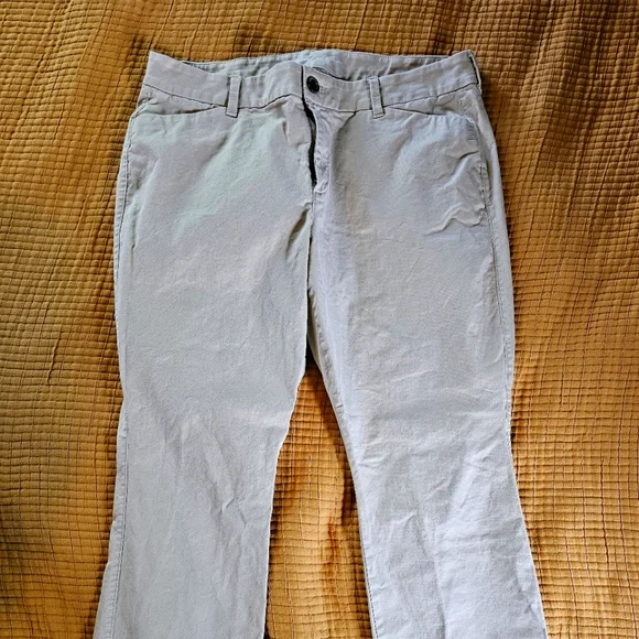 Old Navy bootcut khaki pants - Picture 2 of 4